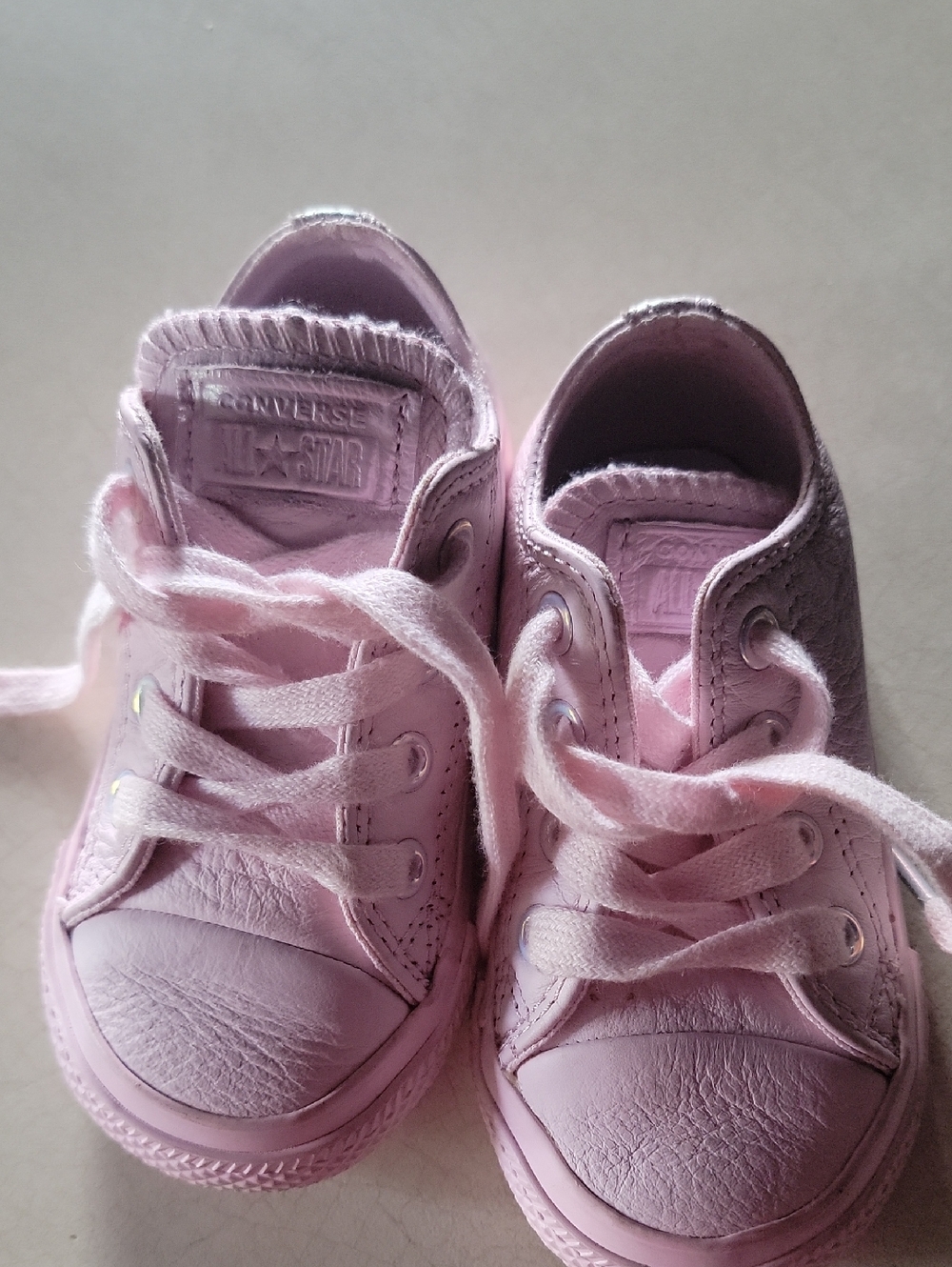 Converse Kids Light Pink Low-Top Sneakers